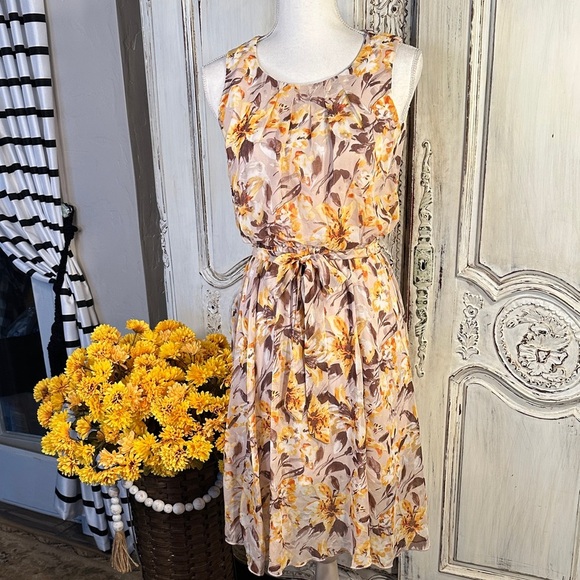 Kate and Lily Floral Sleeveless Dress Fall Colors Yellow and Brown - Picture 1 of 10